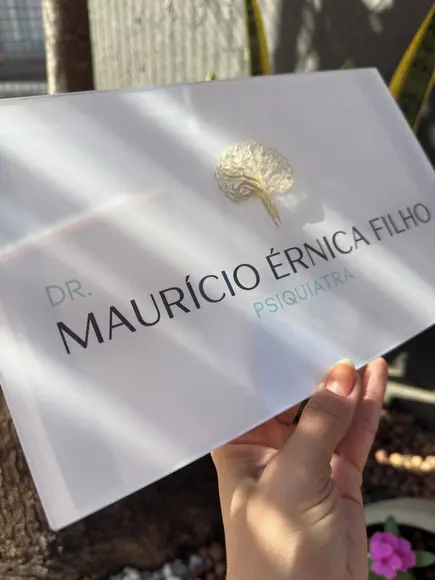 Placa de Comércio com Sobreposição em Acrílico - 30x18cm