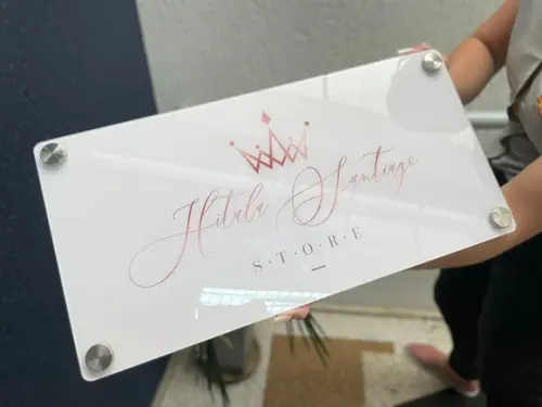 Placa de Comércio em Acrílico - Frente 25x50
