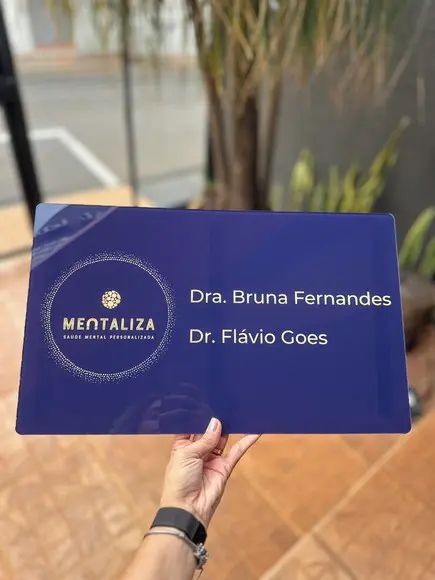 Placa de Comércio em Acrílico - Frente 48x29