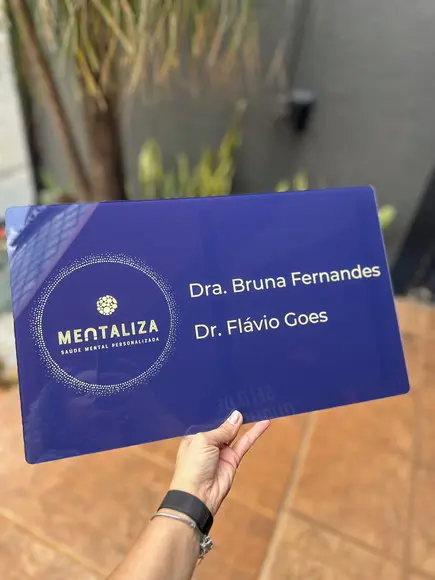 Placa de Comércio em Acrílico - Frente 48x29