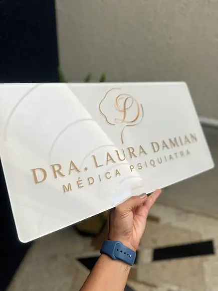 Placa de Comércio em Acrílico - Frente 50x25