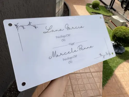 Placa de Comércio em Acrílico - Frente 50x25
