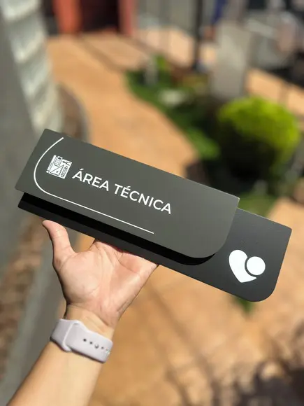 Placa de Identificação de Sala - Ametista 33x11,5