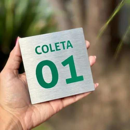 Placa de Identificação de Sala - Caulim 10x10 Inox