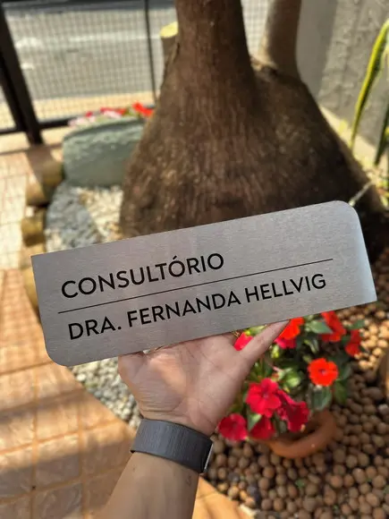Placa de Identificação de Sala - Caulim 25,5x8 Inox