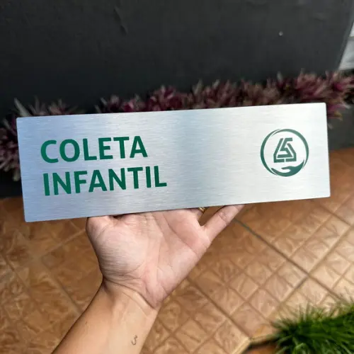Placa de Identificação de Sala - Caulim 30x10 Inox
