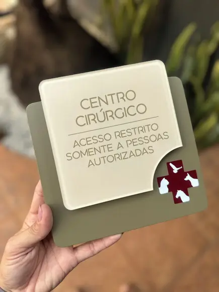 Placa de Identificação de Sala - Modelo Ágata