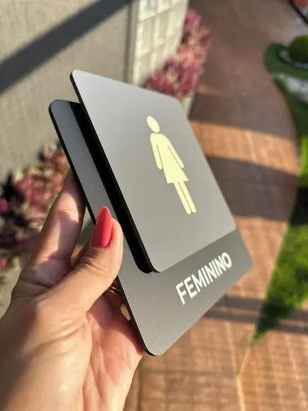Placa de Identificação de Sala - Modelo Ágata