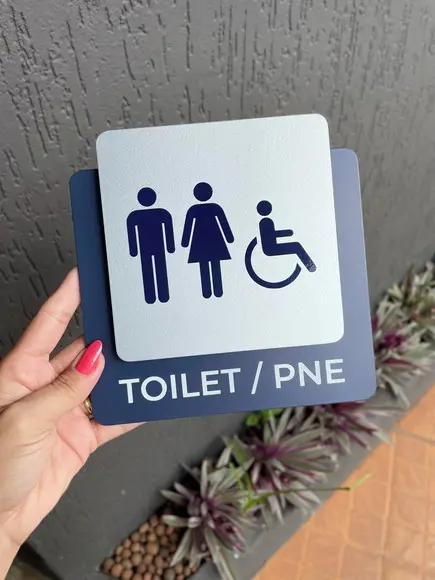 Placa de Identificação de Sala - Modelo Ágata