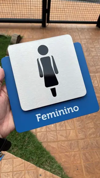 Placa de Identificação de Sala - Modelo Ágata Inox