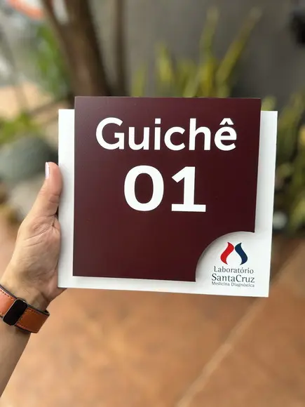 Placa de Identificação de Sala - Modelo Ágata Personalizada
