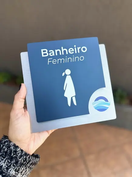 Placa de Identificação de Sala - Modelo Ágata Personalizada