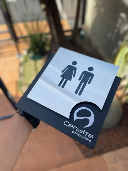 Placa de Identificação de Sala - Modelo Ágata Personalizado