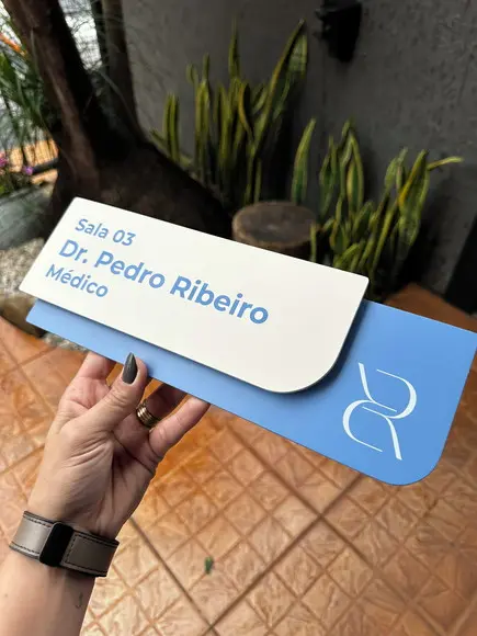 Placa de Identificação de Sala - Modelo Ametista