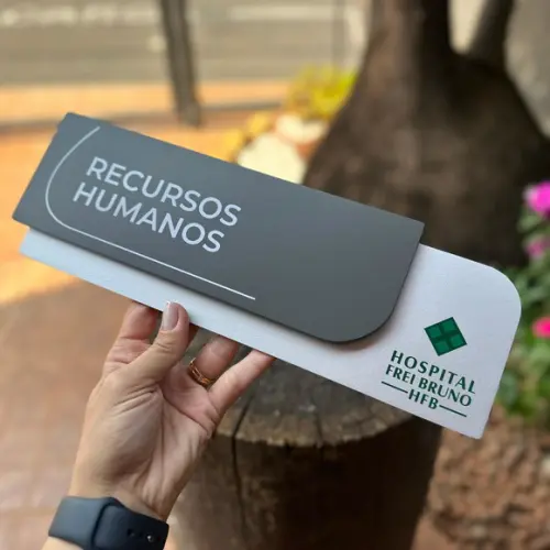Placa de Identificação de Sala - Modelo Ametista