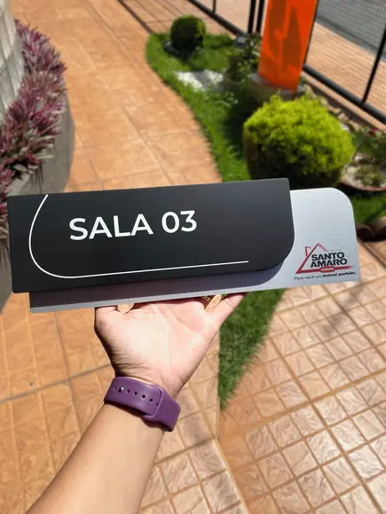 Placa de Identificação de Sala - Modelo Ametista