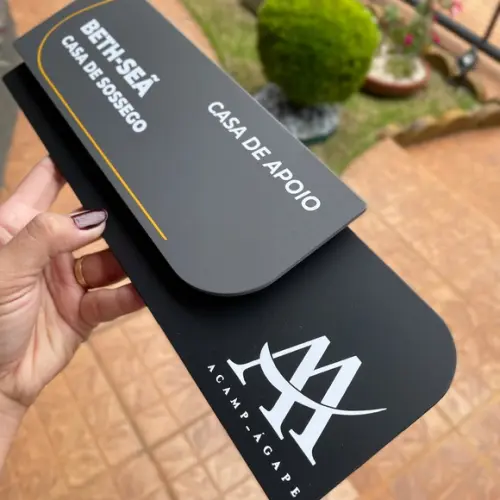 Placa de Identificação de Sala - Modelo Ametista