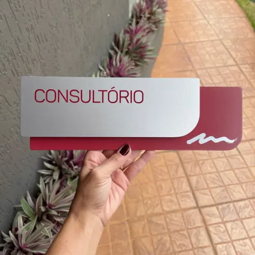 Placa de Identificação de Sala - Modelo Ametista