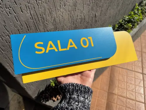Placa de Identificação de Sala - Modelo Ametista