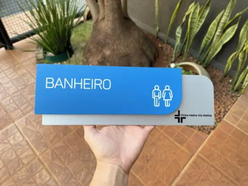 Placa de Identificação de Sala - Modelo Ametista