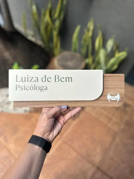 Placa de Identificação de Sala - Modelo Ametista mdf