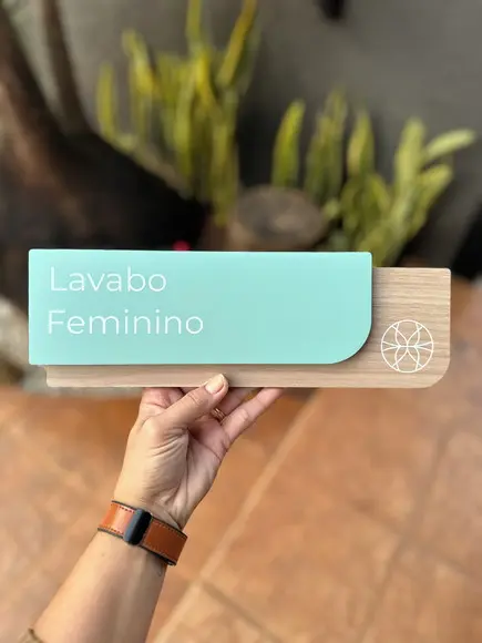 Placa de Identificação de Sala - Modelo Ametista mdf
