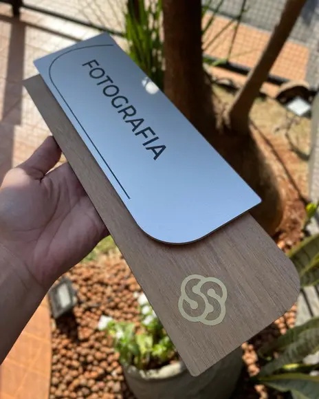 Placa de Identificação de Sala - Modelo Ametista mdf