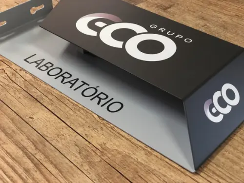 Placa de Identificação de Sala - Modelo Apatita