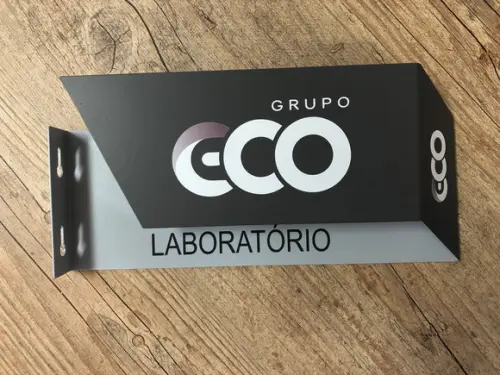 Placa de Identificação de Sala - Modelo Apatita