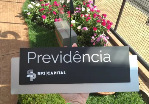 Placa de Identificação de Sala - Modelo Ardósia Acm