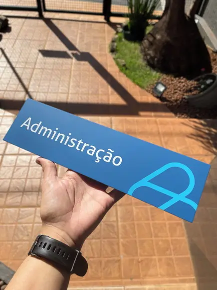 Placa de Identificação de Sala - Modelo Caulim 30x8