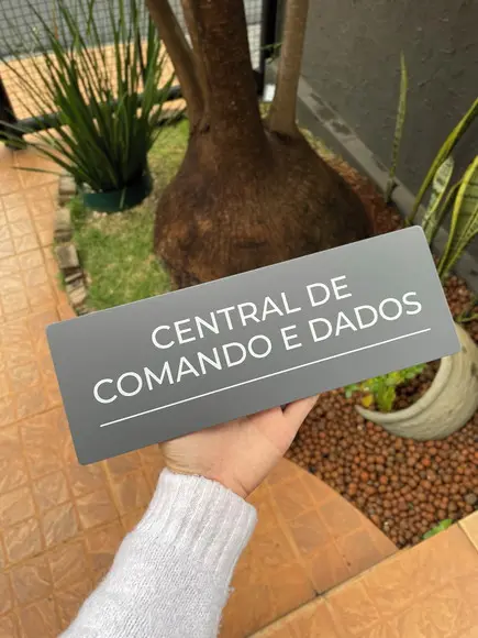 Placa de Identificação de Sala - Modelo Caulim 33x11,5
