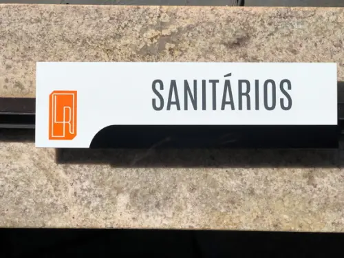 Placa de Identificação de Sala - Modelo Esmeralda