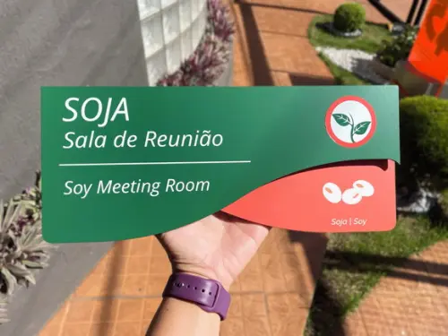 Placa de Identificação de Sala - Modelo Mica