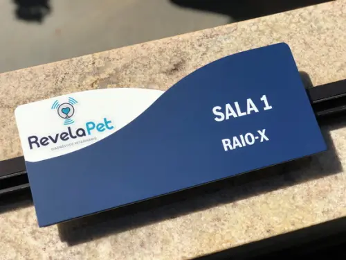 Placa de Identificação de Sala - Modelo Mica