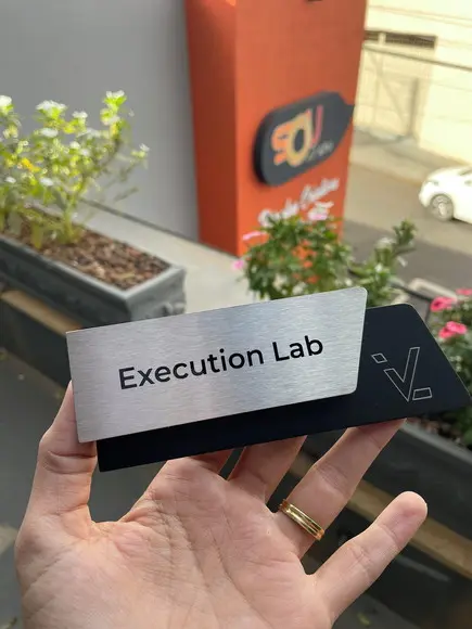 Placa de Identificação de Sala - Modelo Mini Onix Inox