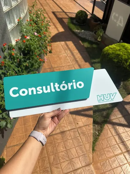 Placa de Identificação de Sala - Modelo Onix