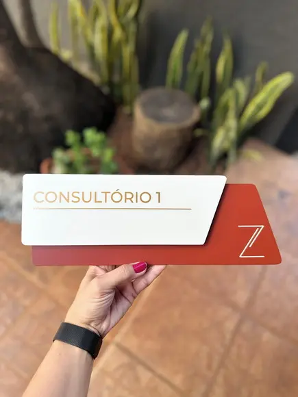 Placa de Identificação de Sala - Modelo Onix