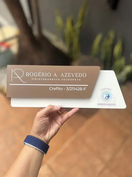Placa de Identificação de Sala - Modelo Onix