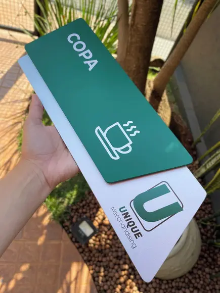 Placa de Identificação de Sala - Modelo Onix