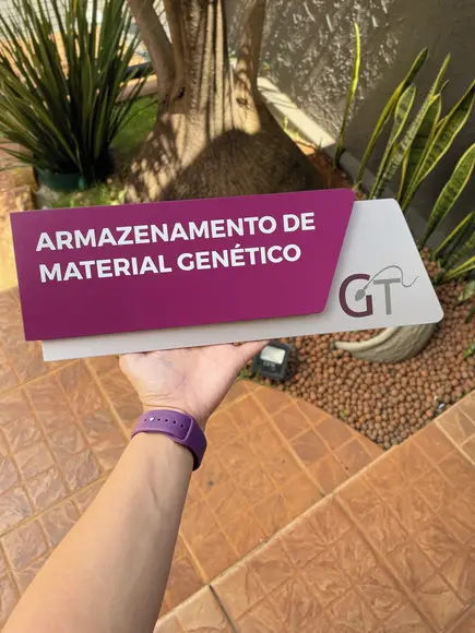 Placa de Identificação de Sala - Modelo Onix