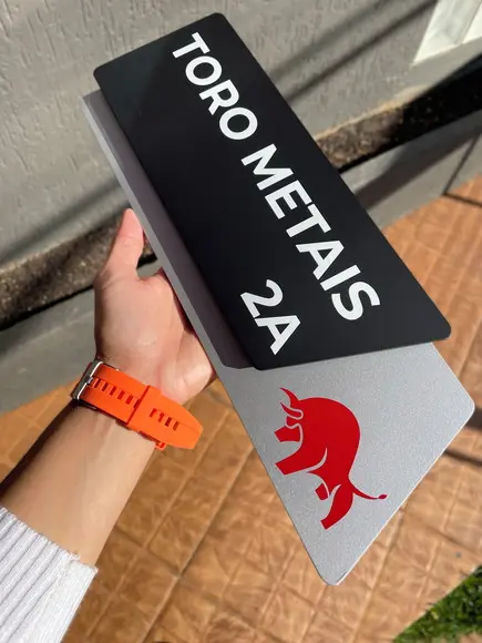 Placa de Identificação de Sala - Modelo Onix