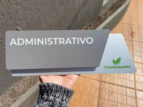 Placa de Identificação de Sala - Modelo Onix