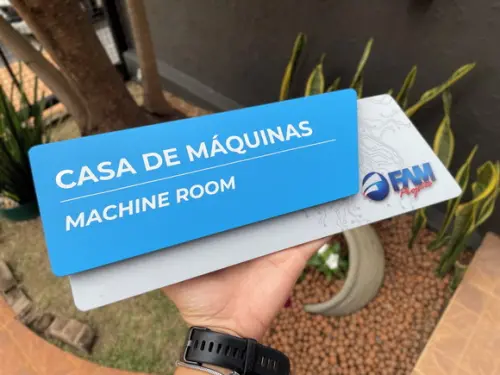 Placa de Identificação de Sala - Modelo Onix