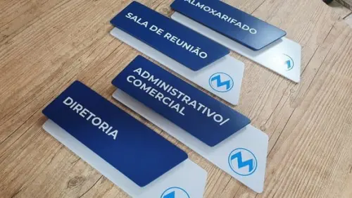 Placa de Identificação de Sala - Modelo Onix