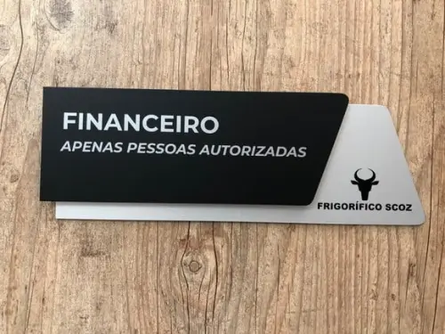 Placa de Identificação de Sala - Modelo Onix
