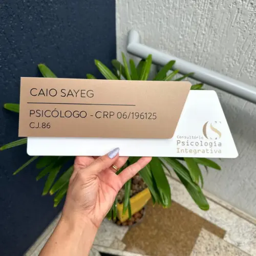 Placa de Identificação de Sala - Modelo Onix Acrílico