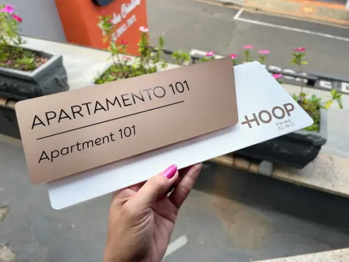 Placa de Identificação de Sala - Modelo Onix Acrílico