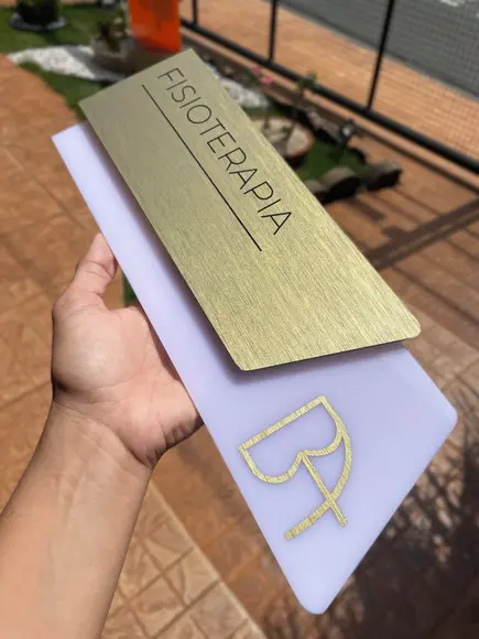 Placa de Identificação de Sala - Modelo Onix Acrílico
