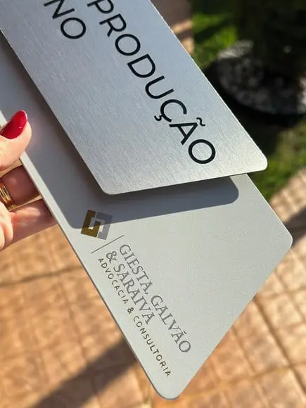Placa de Identificação de Sala - Modelo Onix Inox